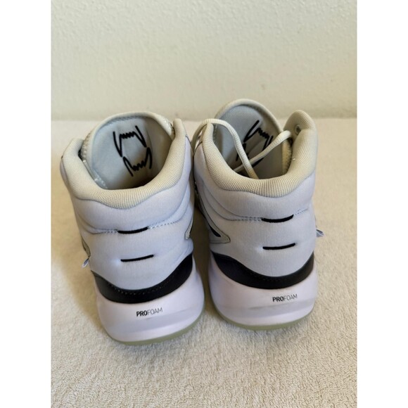 PUMA Mens Playmaker Pro Mid Basketball Sneakers White Black Shoes Size 11 main image 5